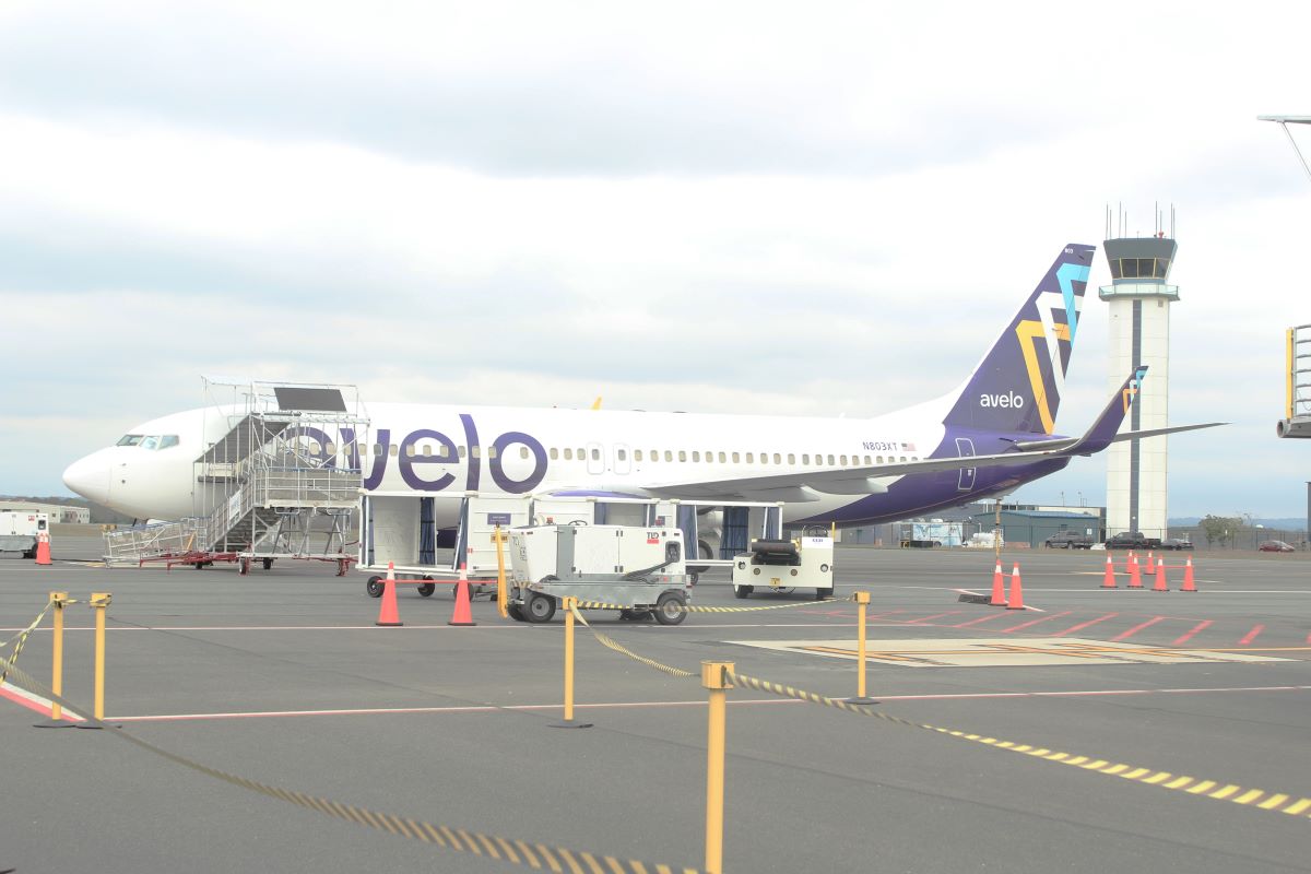 Avelo adds options for local flights, jobs